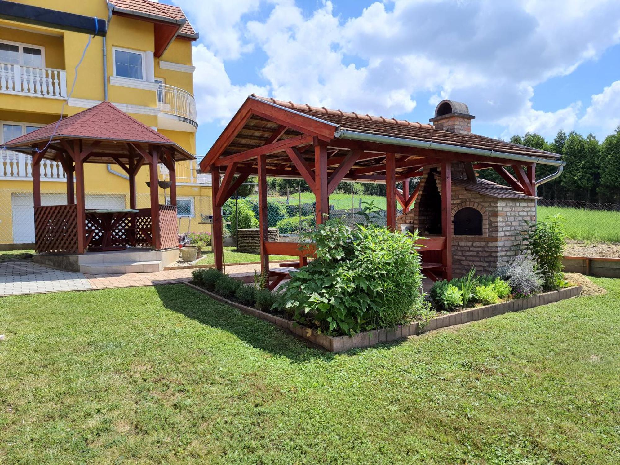 Villa Terra Hévíz Exteriör bild