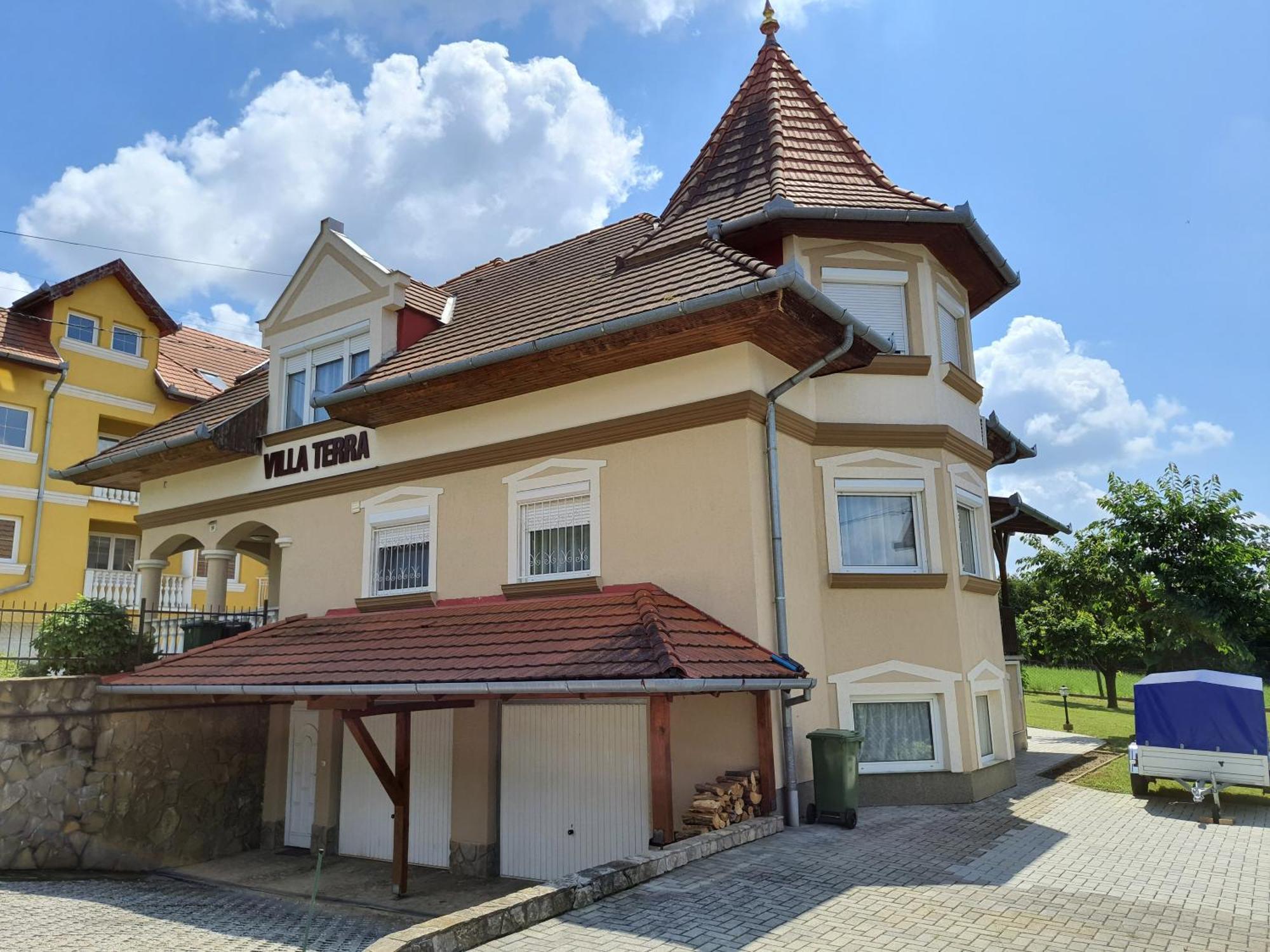 Villa Terra Hévíz Exteriör bild